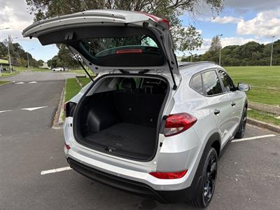 2018 Hyundai TUCSON - Thumbnail