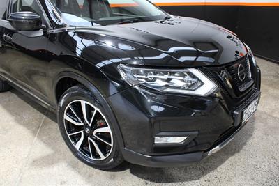 2017 Nissan X-Trail - Thumbnail