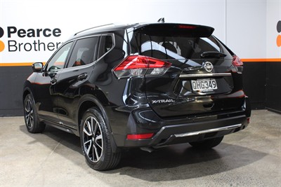 2017 Nissan X-Trail - Thumbnail