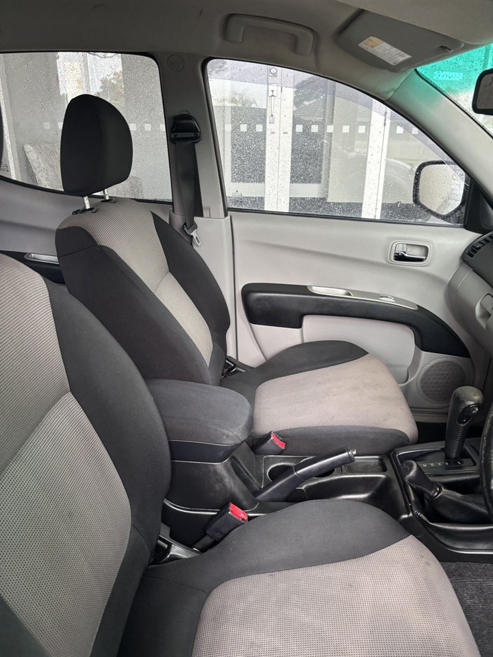 2012 Mitsubishi Triton