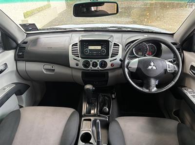 2012 Mitsubishi Triton - Thumbnail