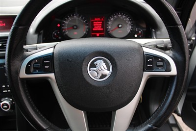 2010 Holden Commodore - Thumbnail