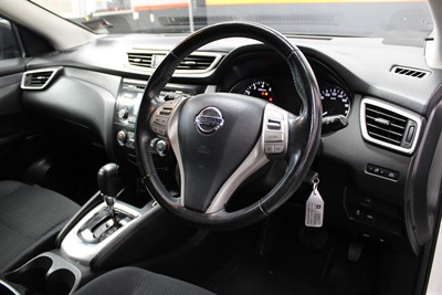 2017 Nissan Qashqai - Thumbnail