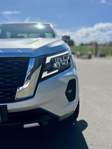 2021 Nissan Navara - Thumbnail