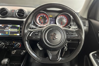 2018 Suzuki Swift - Thumbnail