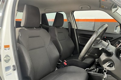 2018 Suzuki Swift - Thumbnail