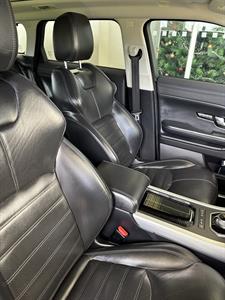 2016 Land Rover Range Rover Evoque - Thumbnail