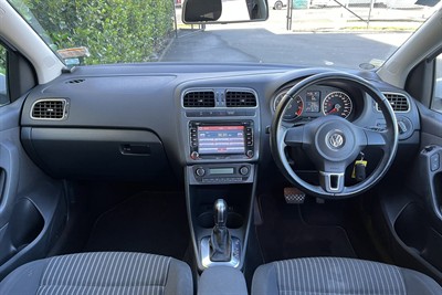 2011 Volkswagen POLO - Thumbnail