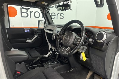 2015 Jeep Wrangler - Thumbnail