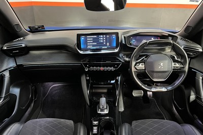 2021 Peugeot 2008 - Thumbnail
