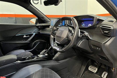 2021 Peugeot 2008 - Thumbnail