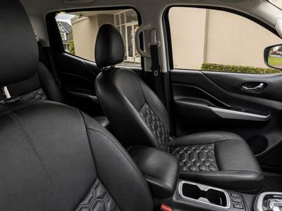 2022 Nissan Navara - Thumbnail