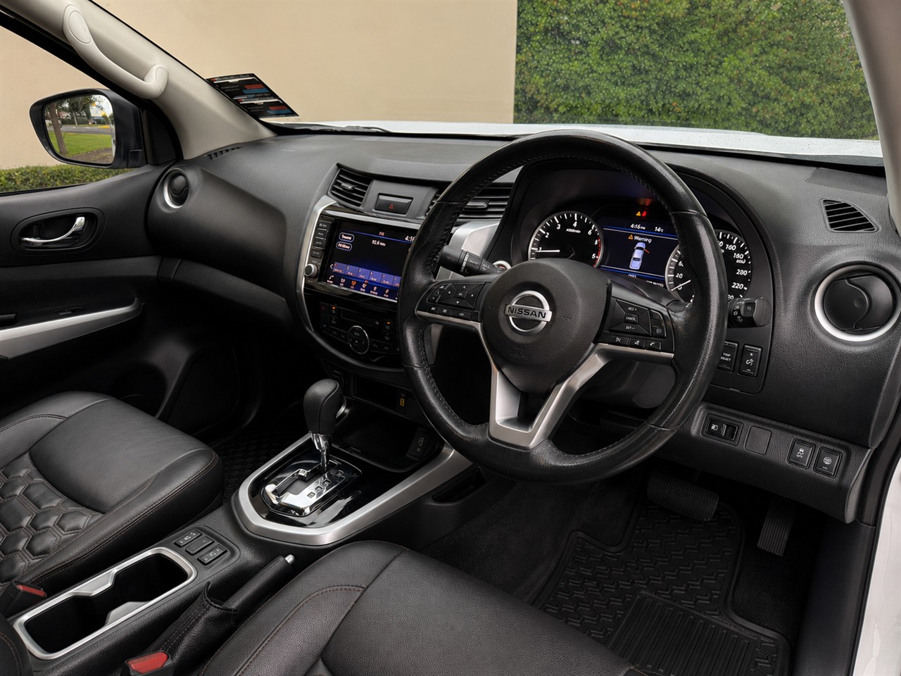 2022 Nissan Navara
