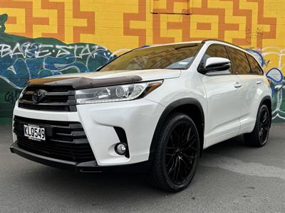2017 Toyota Highlander - Thumbnail