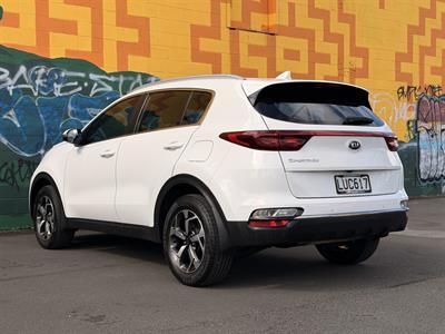 2018 Kia SPORTAGE - Thumbnail