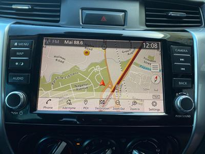 2021 Nissan Navara - Thumbnail