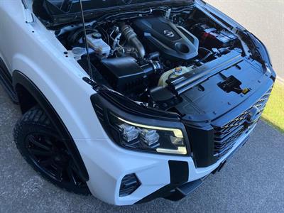 2021 Nissan Navara - Thumbnail