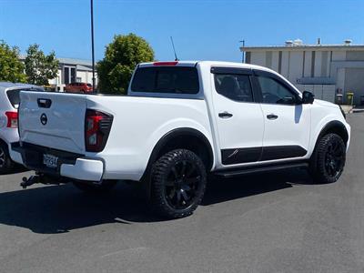 2021 Nissan Navara - Thumbnail