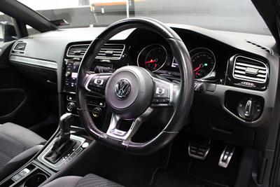 2018 Volkswagen GOLF - Thumbnail