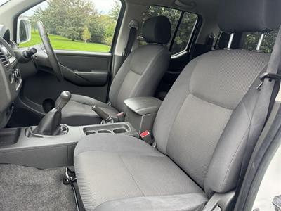 2015 Nissan Navara - Thumbnail