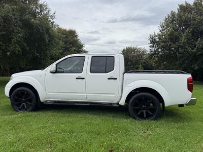 2015 Nissan Navara - Thumbnail