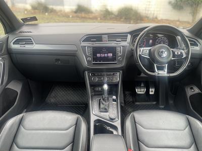 2017 Volkswagen Tiguan - Thumbnail