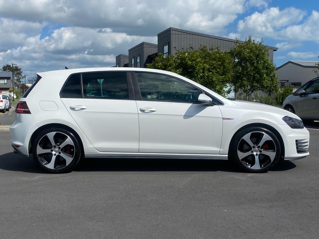2014 Volkswagen Golf