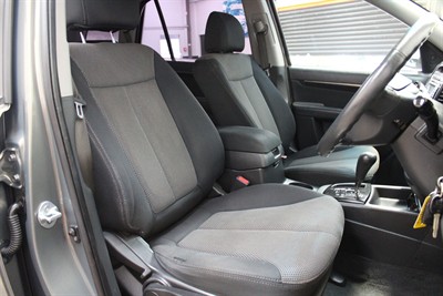 2009 Hyundai Santa Fe - Thumbnail