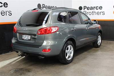 2009 Hyundai Santa Fe - Thumbnail