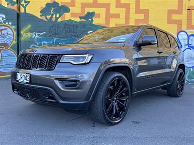 2018 Jeep GRAND CHEROKEE - Thumbnail