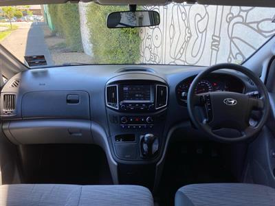 2017 Hyundai Iload - Thumbnail