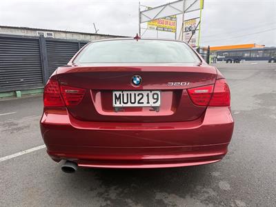 2011 BMW 320I - Thumbnail