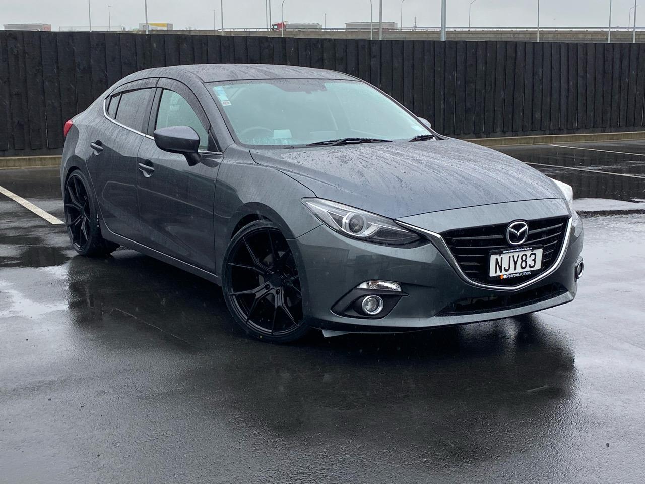 2014 Mazda Axela
