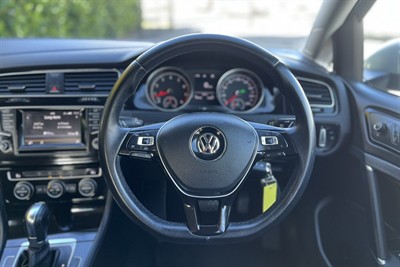 2014 Volkswagen GOLF - Thumbnail