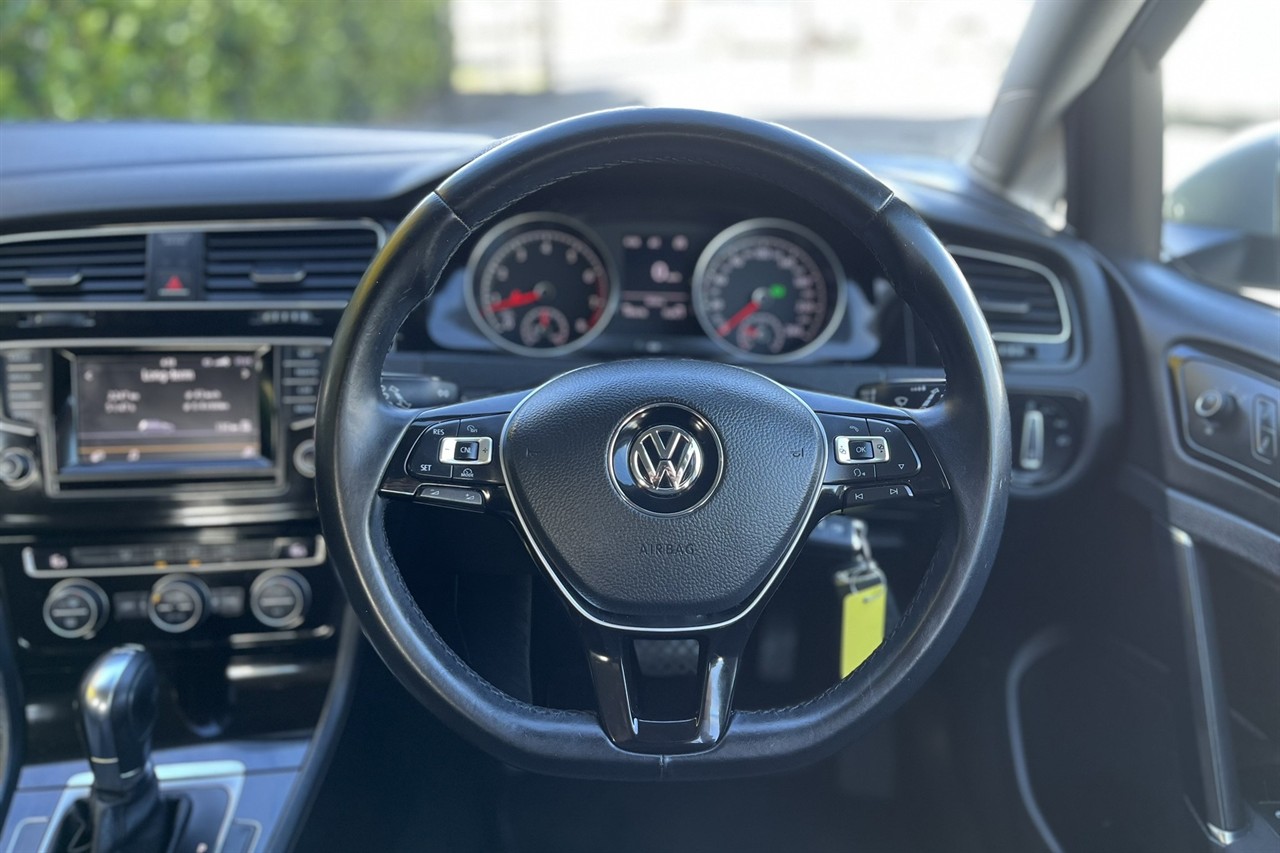 2014 Volkswagen GOLF