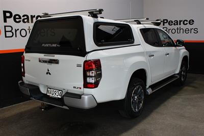 2020 Mitsubishi Triton - Thumbnail