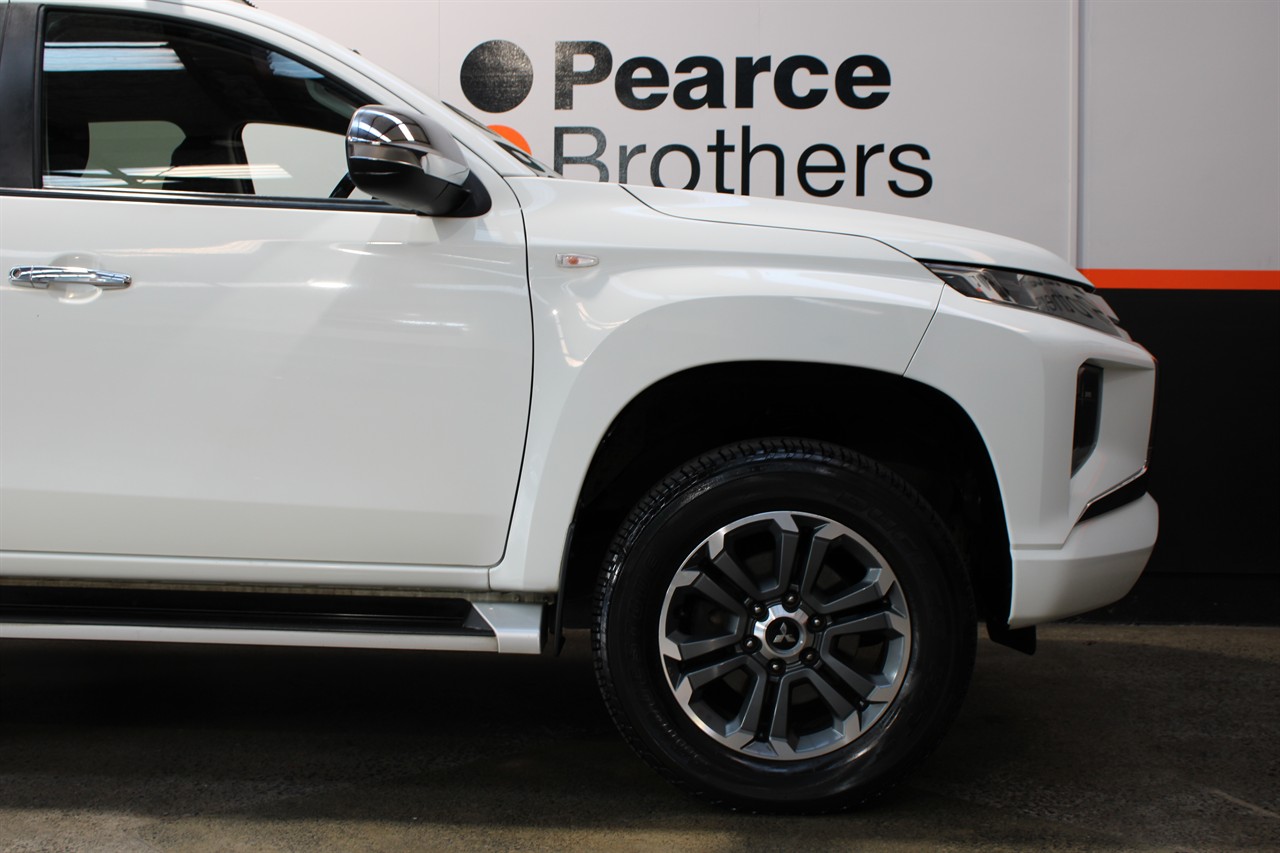 2020 Mitsubishi Triton