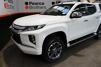 2020 Mitsubishi Triton - Thumbnail