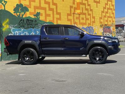 2021 Toyota Hilux - Thumbnail
