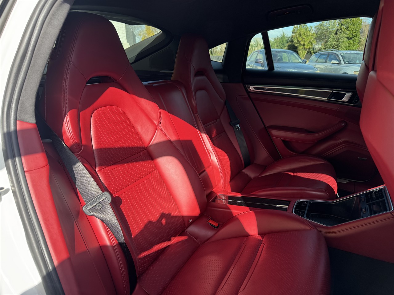 2017 Porsche PANAMERA