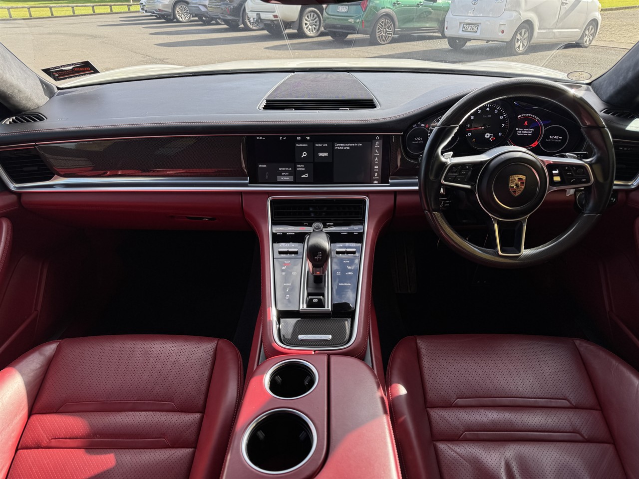 2017 Porsche PANAMERA