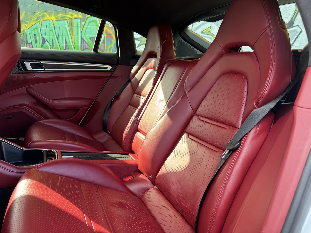 2017 Porsche PANAMERA