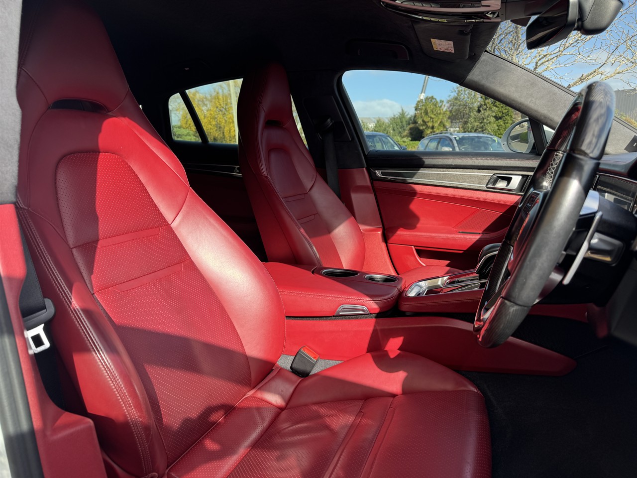 2017 Porsche PANAMERA