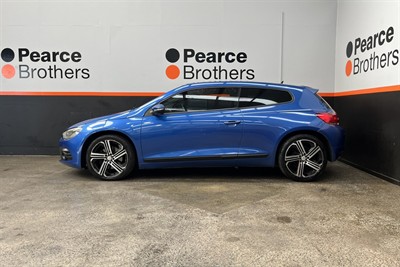2009 Volkswagen Scirocco - Thumbnail
