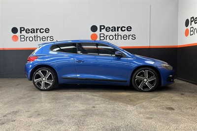 2009 Volkswagen Scirocco - Thumbnail