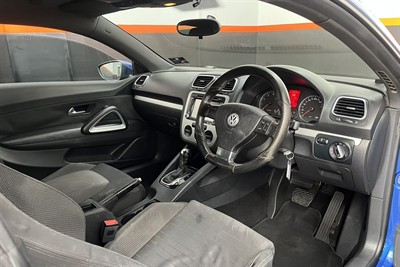2009 Volkswagen Scirocco - Thumbnail