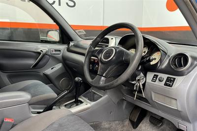 2003 Toyota RAV4 - Thumbnail