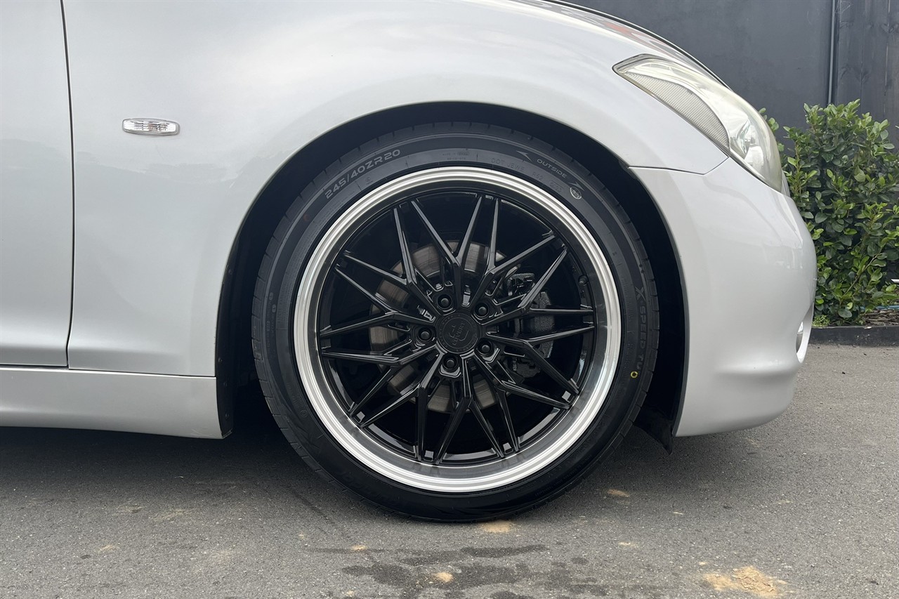 2010 Nissan Fuga