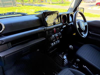 2021 Suzuki Jimny - Thumbnail