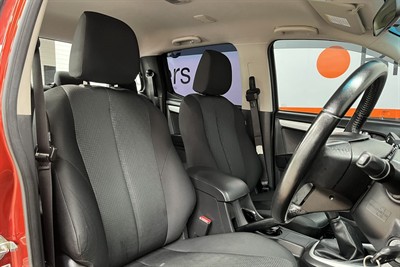 2017 Isuzu D-Max - Thumbnail